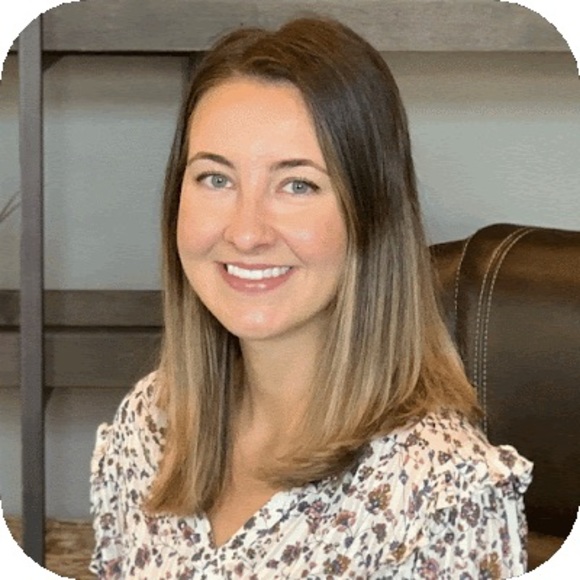 Meet your Posher, Cassie - Picture 1 of 1